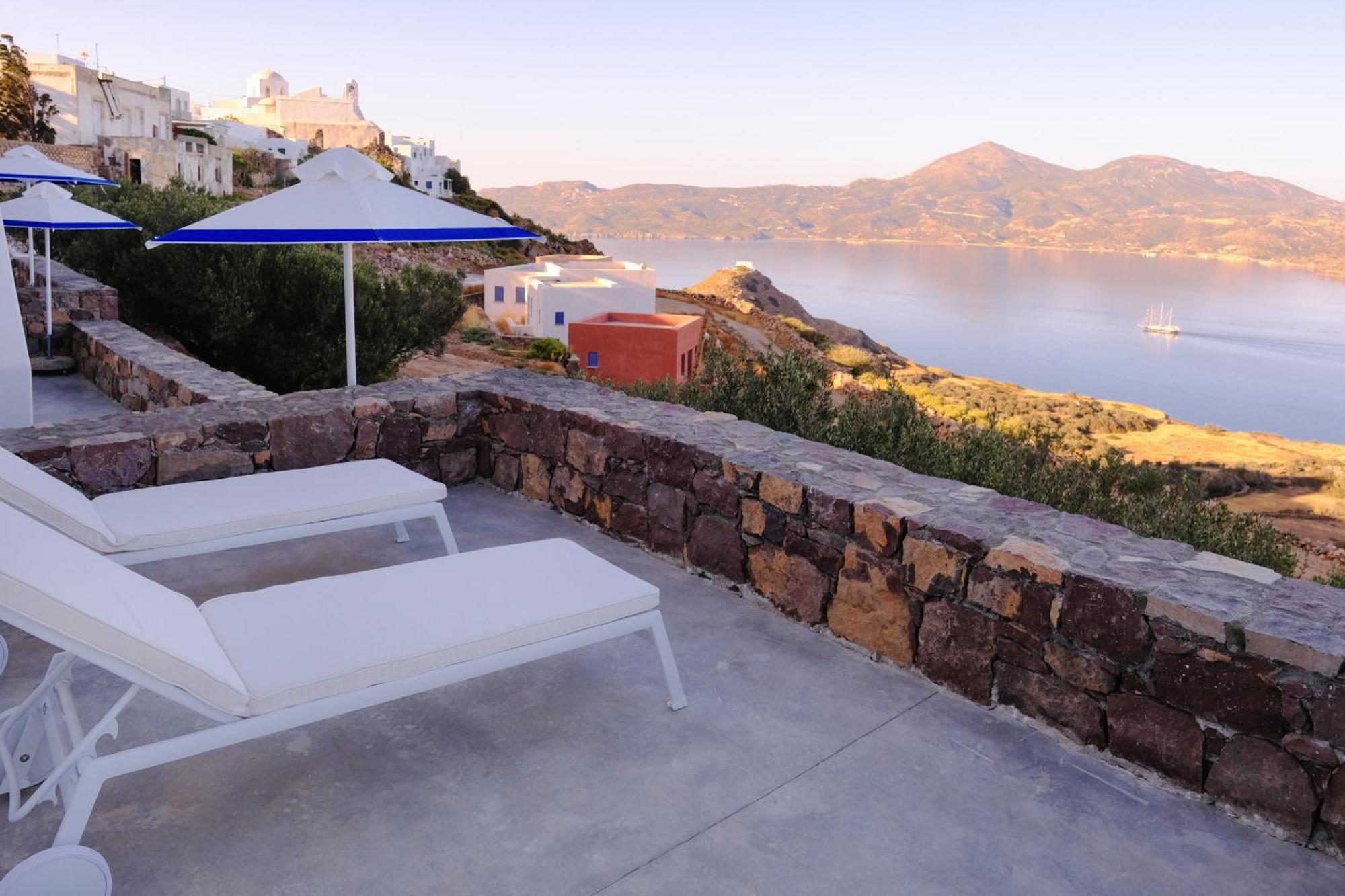 Odyssey Rock Milos Sunset Suites Plaka  Exteriör bild