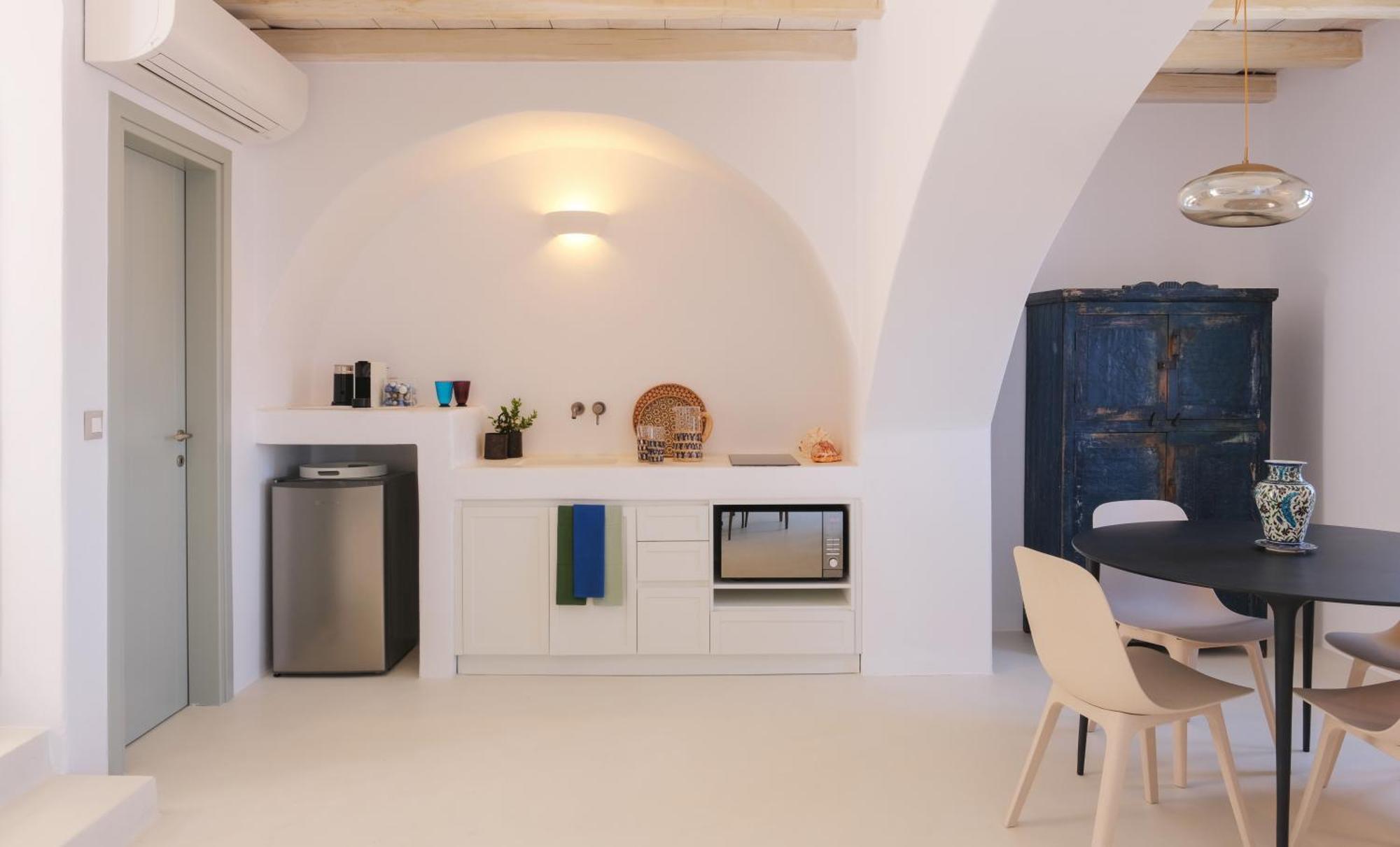 Odyssey Rock Milos Sunset Suites Plaka  Rum bild