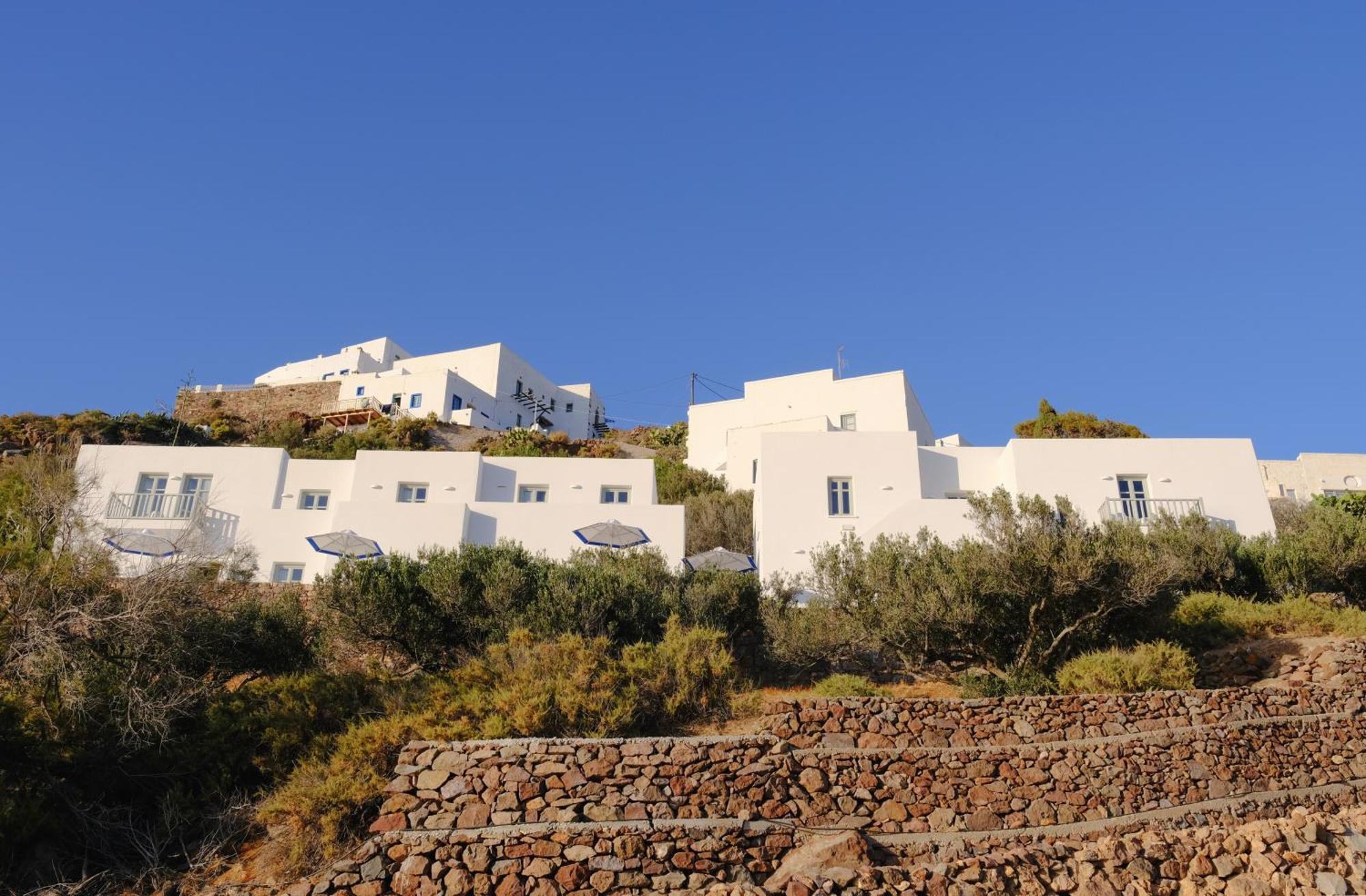 Odyssey Rock Milos Sunset Suites Plaka  Exteriör bild